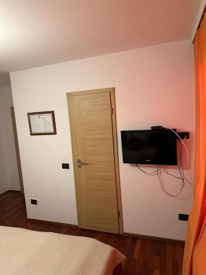 Apartments Prizreni ภายนอก รูปภาพ