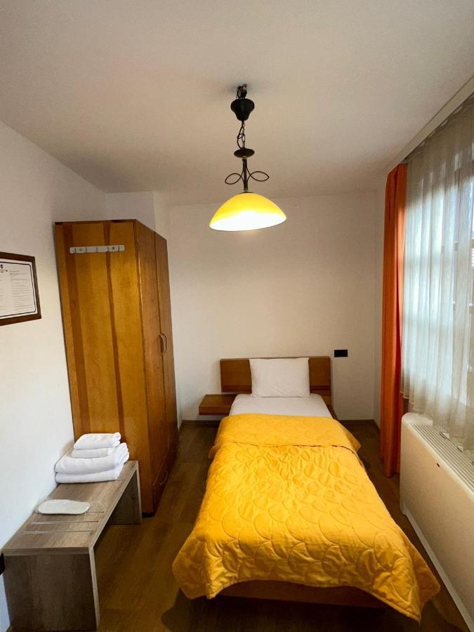 Apartments Prizreni ภายนอก รูปภาพ