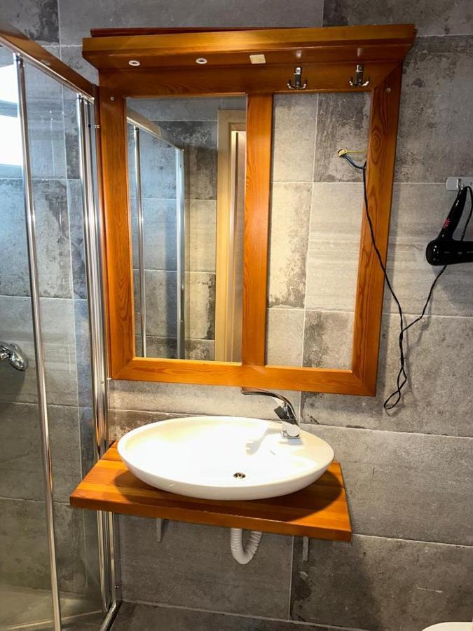 Apartments Prizreni ภายนอก รูปภาพ