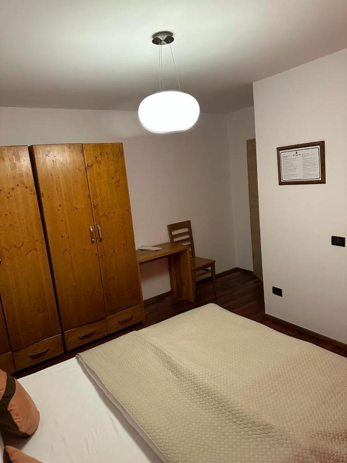 Apartments Prizreni ภายนอก รูปภาพ